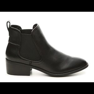 Steve Madden Dicey Booties